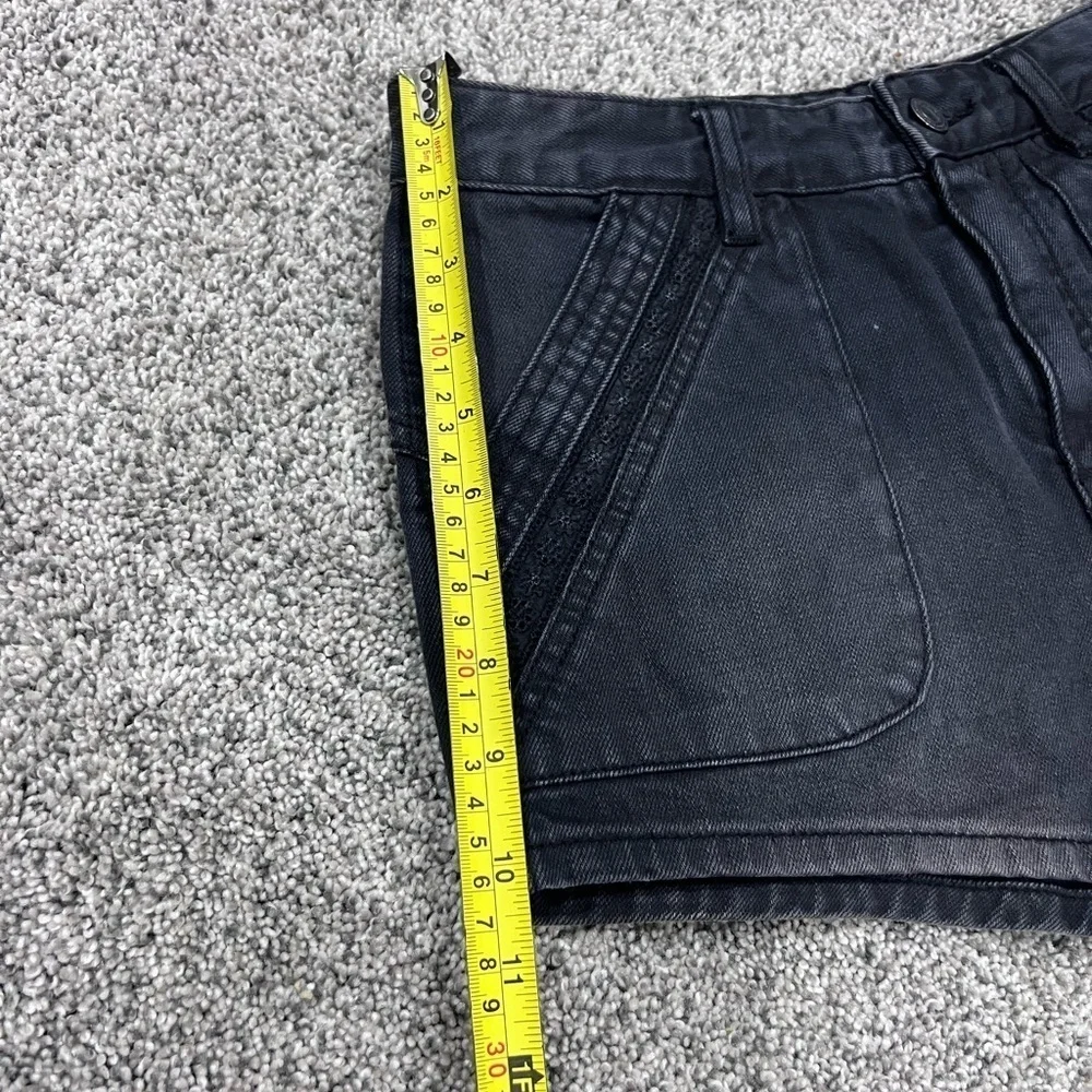 Free People High Waisted Black Denim Shorts Zip Fly Button Close Women’s Size 27